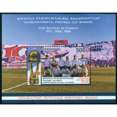 Nacional de Montevideo Tricampeón Intercontinental