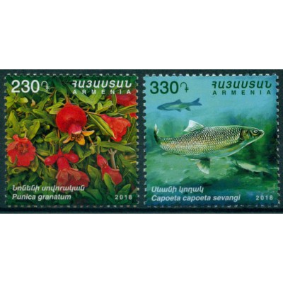Flora y Fauna Granado y Ciprinido del Lago Sevan